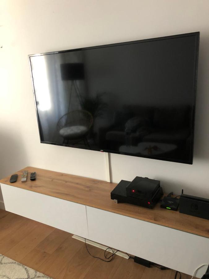 שרבורג Agreable Maison De Ville ,Calme Avec Tous Les Commerces A 150M מראה חיצוני תמונה